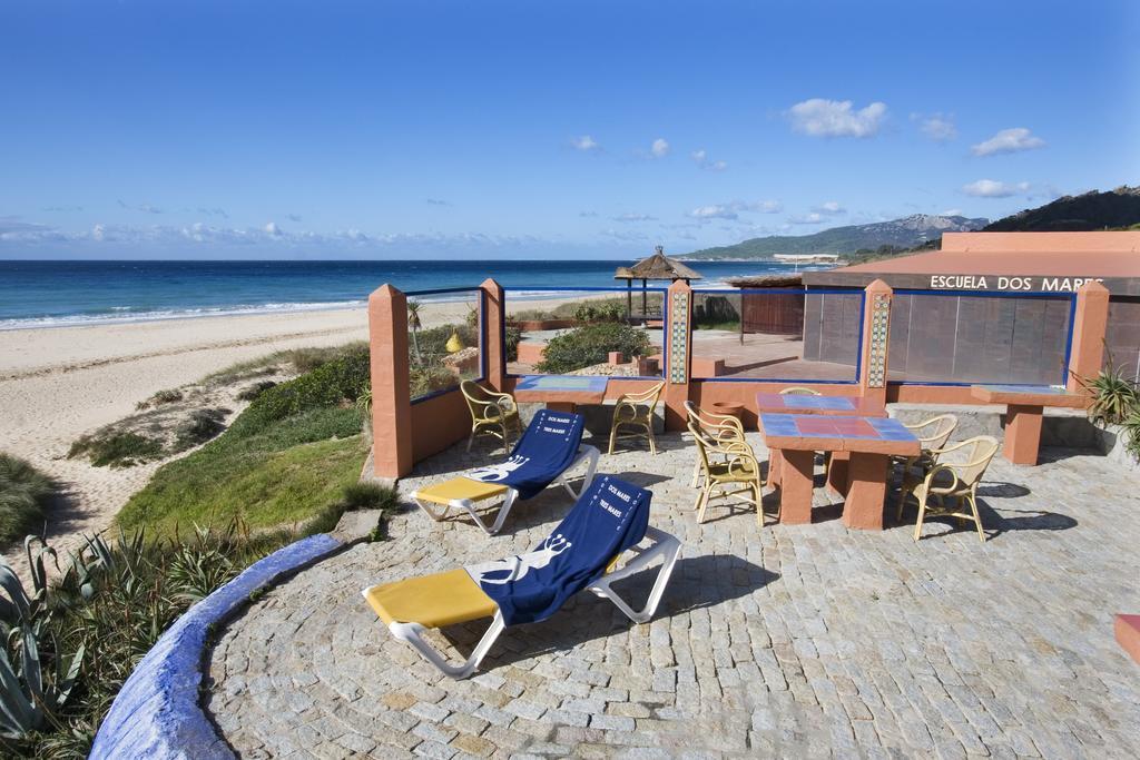 Beach Hotel Dos Mares تريفة المظهر الخارجي الصورة