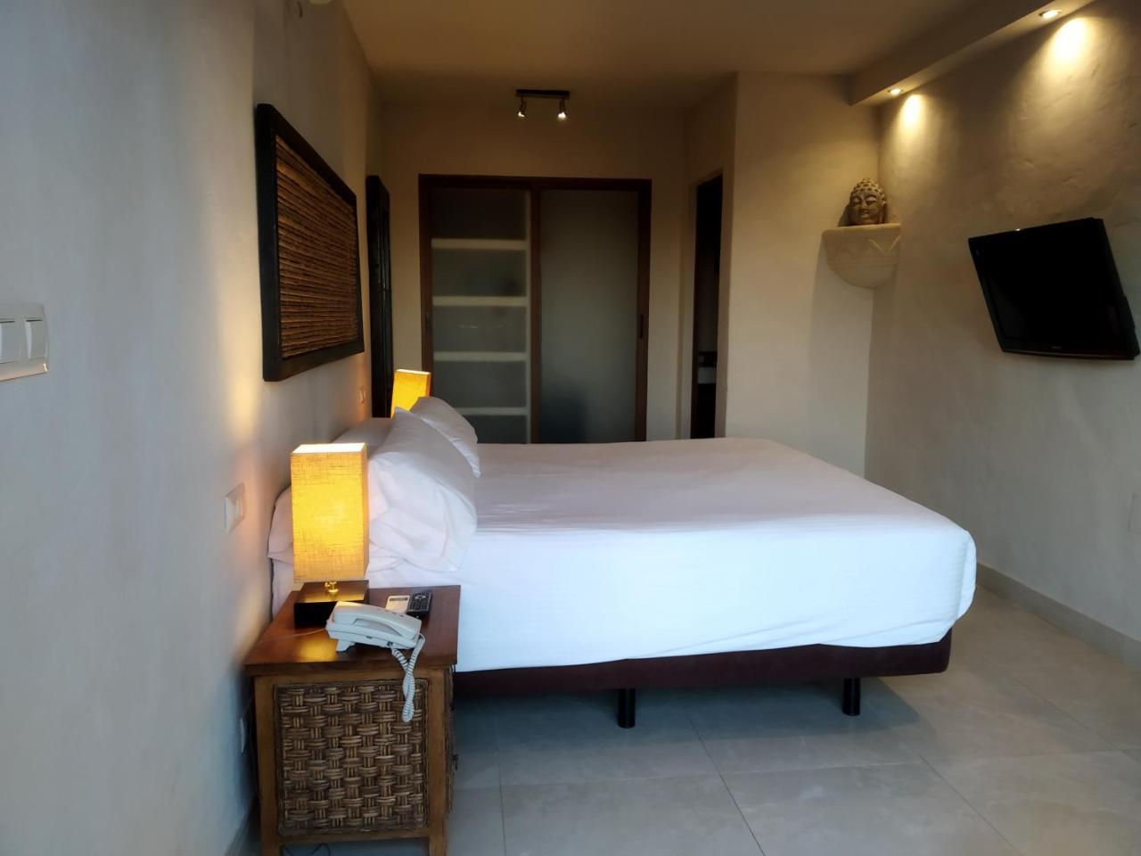 Beach Hotel Dos Mares تريفة المظهر الخارجي الصورة