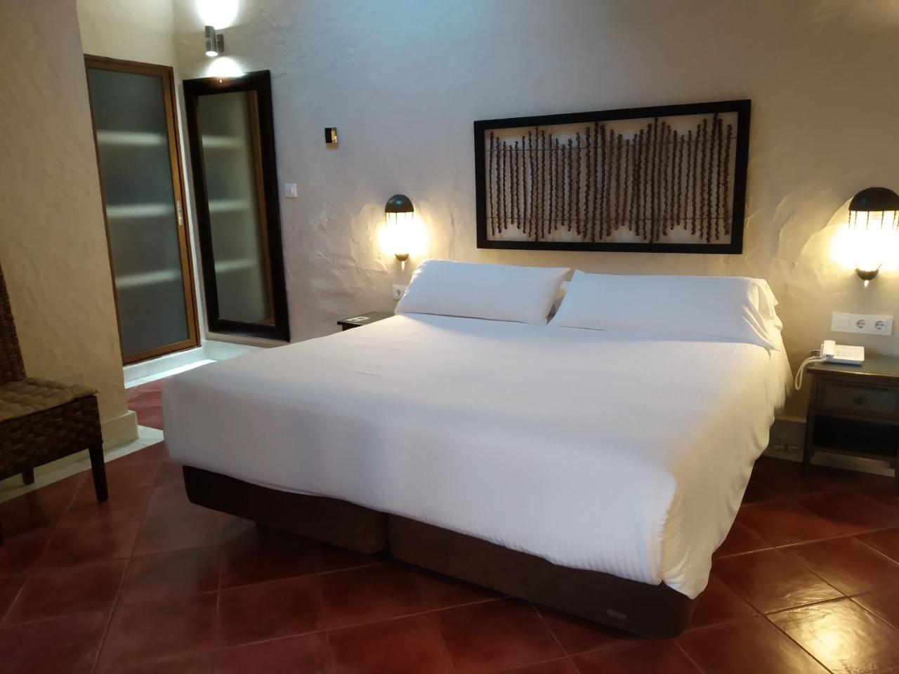 Beach Hotel Dos Mares تريفة المظهر الخارجي الصورة